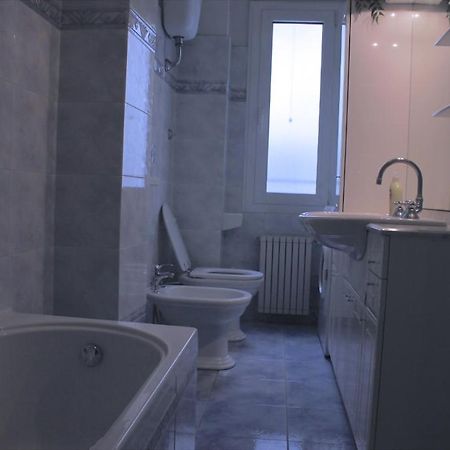 Tourist House Roma Aparthotel Bilik gambar