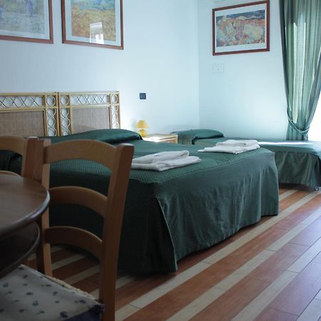 Tourist House Roma Aparthotel Luaran gambar