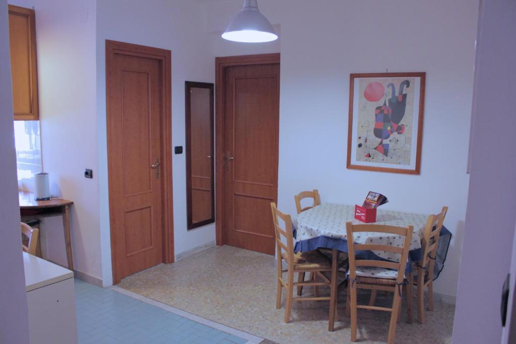 Tourist House Roma Aparthotel Bilik gambar
