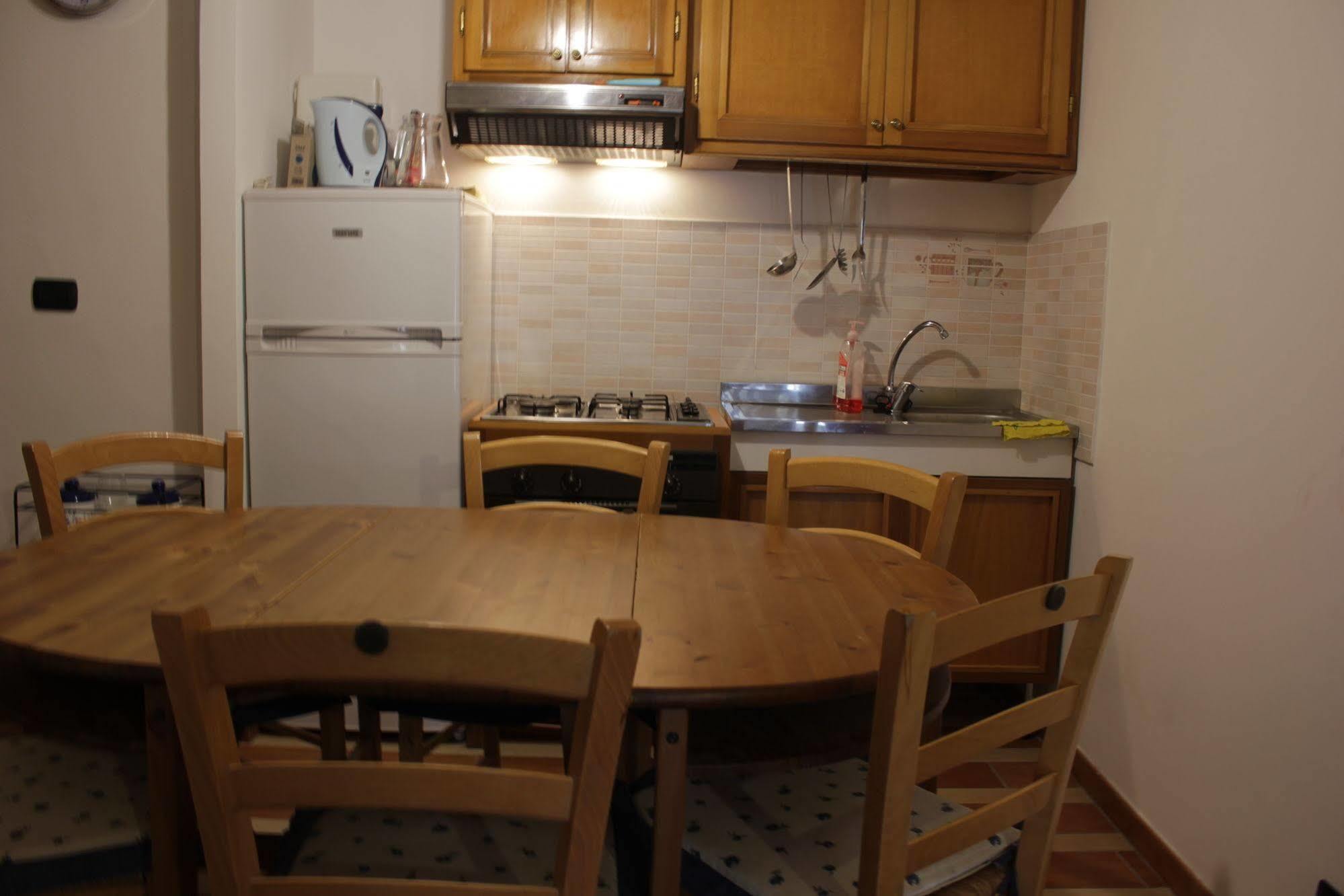 Tourist House Roma Aparthotel Luaran gambar
